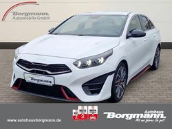 Weiß Gebraucht 2023 Kia ProCeed GT Kleinwagen | 27.490 € (Fairer Preis)