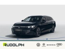 Schwarz Neu 2025 VW Passat Elegance Kombi | 69.390 € (Teuer)