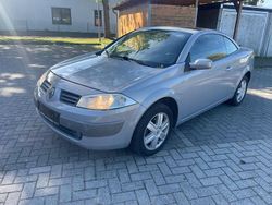 Silber Gebraucht 2005 Renault Mégane Cabriolet Cabrio | 1.850 € (Fairer Preis)