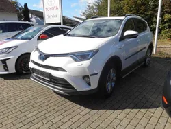 Super white 2 Gebraucht 2018 Toyota RAV4 Hybrid Executive SUV | 22.250 € (Guter Preis)