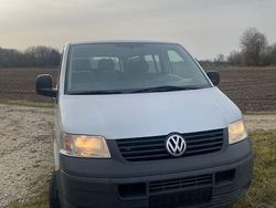 Silber Gebraucht 2006 VW Caravelle Van / Kleinbus | 8.900 €