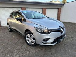 Silber Gebraucht 2018 Renault Clio IV LIMITED Limousine | 3.650 € (Guter Preis)
