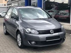 Grau Gebraucht 2012 VW Golf Plus Match Van / Kleinbus | 10.999 € (Fairer Preis)