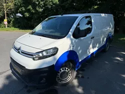 Weiß Gebraucht 2018 Citroën Jumpy Business Class Van / Kleinbus | 11.599 € (Fairer Preis)