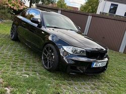 Schwarz Gebraucht 2010 BMW 135 M Sport Kleinwagen | 19.400 € (Fairer Preis)