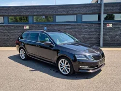 Schwarz Gebraucht 2018 Skoda Octavia Style Kombi | 12.900 € (Fairer Preis)