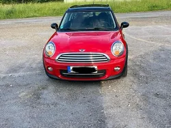 Rot Gebraucht 2010 Mini Clubman Kombi | 4.000 € (Guter Preis)