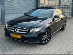Schwarz Gebraucht 2018 Mercedes E220 Limousine | 24.999 € (Guter Preis)