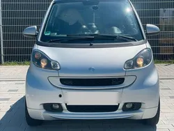 Grau Gebraucht 2007 Smart ForTwo Coupé Pure Coupé | 3.980 € (Fairer Preis)