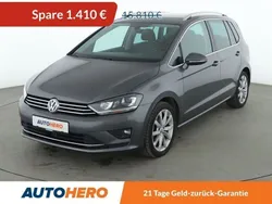 Grau Gebraucht 2017 VW Golf Sportsvan Highline Van / Kleinbus | 14.400 € (Fairer Preis)