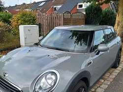 Grau Gebraucht 2018 Mini One Clubman Kombi | 16.950 € (Fairer Preis)