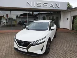 Weiß Gebraucht 2023 Nissan Qashqai SUV | 26.790 € (Fairer Preis)