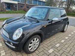 Schwarz Gebraucht 2002 Mini Cooper Kleinwagen | 1.500 €
