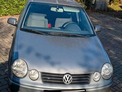 Grau Gebraucht 2004 VW Polo Cricket Kleinwagen | 1.300 € (Guter Preis)
