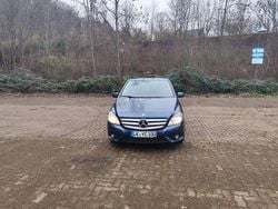 Blau Gebraucht 2011 Mercedes B200 Van / Kleinbus | 4.900 € (Superpreis)