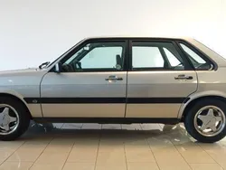 Beige Gebraucht 1986 Audi 80 Design Limousine | 4.999 €