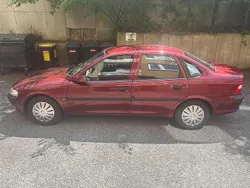 Rot Gebraucht 1998 Opel Vectra Limousine | 2.250 € (Etwas zu teuer)
