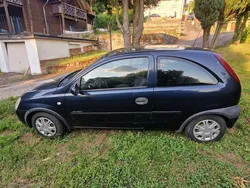 Schwarz Gebraucht 2002 Opel Corsa Kleinwagen | 1.200 € (Fairer Preis)