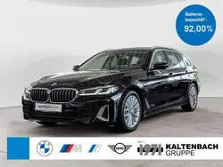 Schwarz Gebraucht 2022 BMW 520 Luxury Line Kombi | 30.890 € (Fairer Preis)