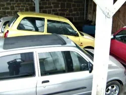 Gelb Gebraucht 2000 Daihatsu Cuore Kleinwagen | 750 € (Fairer Preis)