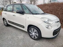Bicolore weiß/schwarz Gebraucht 2014 Fiat 500L Living Van / Kleinbus | 8.500 € (Fairer Preis)