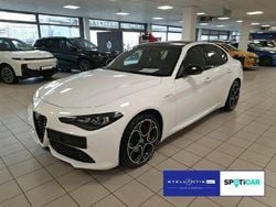 Weiß Gebraucht 2023 Alfa Romeo Giulia Veloce Limousine | 37.980 € (Etwas zu teuer)