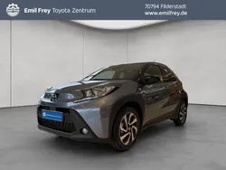 Grau Neu 2025 Toyota Aygo Business Edition Kleinwagen | 17.940 €