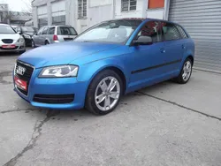 Blau Gebraucht 2012 Audi A3 Sportback Attraction Limousine | 8.999 € (Fairer Preis)