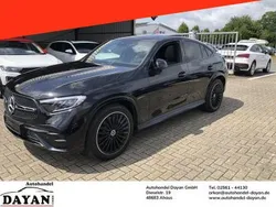 Obsidianschwarz metallic (metallic) Gebraucht 2023 Mercedes GLC300e AMG Coupé | 76.800 € (Etwas zu teuer)