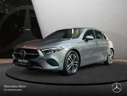Mountain grau Gebraucht 2024 Mercedes A200 Progressive Limousine | 29.990 € (Fairer Preis)