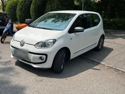 Weiß Gebraucht 2014 VW up! move up! Kleinwagen | 2.799 € (Etwas zu teuer)