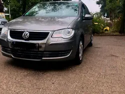 Grau Gebraucht 2009 VW Touran Van / Kleinbus | 4.500 € (Guter Preis)