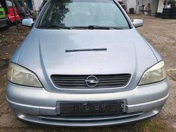 Silber Gebraucht 2001 Opel Astra Limousine | 1.300 € (Fairer Preis)