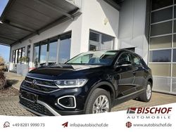 Deep black perleffekt Gebraucht 2023 VW T-Roc Style SUV | 28.950 € (Fairer Preis)