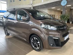 Braun Gebraucht 2021 Opel Zafira Life Edition Van | 32.800 € (Guter Preis)