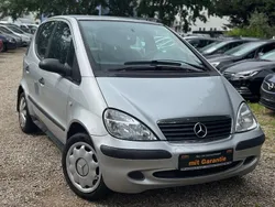 Silber Gebraucht 2001 Mercedes A160 Classic Kleinwagen | 1.390 € (Fairer Preis)