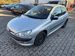 Silber Gebraucht 2004 Peugeot 206 Filou Limousine | 300 € (Superpreis)