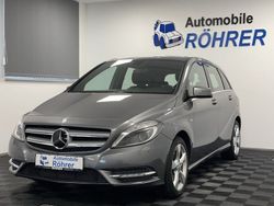 Grau metallic Gebraucht 2011 Mercedes B200 Van / Kleinbus | 11.990 € (Teuer)