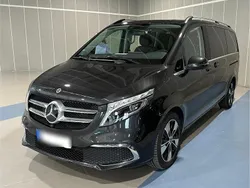 Schwarz Gebraucht 2022 Mercedes V300 Avantgarde Edition Van / Kleinbus | 59.900 € (Fairer Preis)