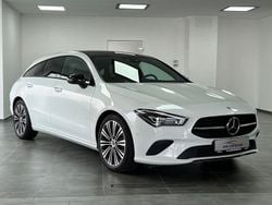 Weiß Gebraucht 2022 Mercedes CLA250 Shooting Brake Kombi | 32.999 € (Fairer Preis)