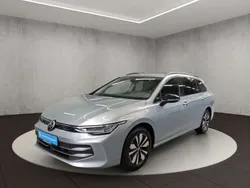 Silber Gebraucht 2024 VW Golf VIII Goal Kombi | 32.700 € (Superpreis)