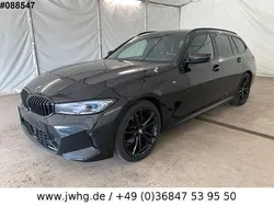 Black metallic Gebraucht 2023 BMW 320 M Sport Kombi | 33.450 € (Fairer Preis)