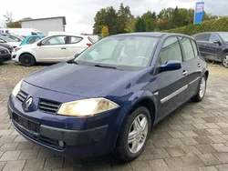 Blau Gebraucht 2003 Renault Mégane II Dynamique Limousine | 999 € (Superpreis)