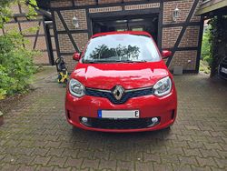 Rot Gebraucht 2022 Renault Twingo Intens Kleinwagen | 12.990 € (Fairer Preis)