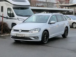 White silver metallic Gebraucht 2018 VW Golf VII Join Kombi | 15.990 € (Fairer Preis)