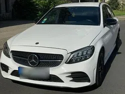 Weiß Gebraucht 2019 Mercedes C220 AMG line Kombi | 16.999 € (Guter Preis)