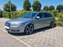 Grau Gebraucht 2007 Audi A4 Kombi | 3.300 € (Guter Preis)