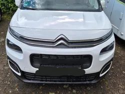 Weiß Gebraucht 2018 Citroën Berlingo Van / Kleinbus | 12.500 €