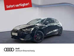 Mythosschwarz metallic Neu 2025 Audi A3 Sportback e-tron S-Line Limousine | 51.990 € (Etwas zu teuer)