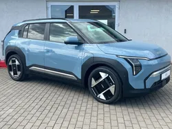 Blau Neu 2025 Kia EV3 4 SUV | 44.990 € (Etwas zu teuer)